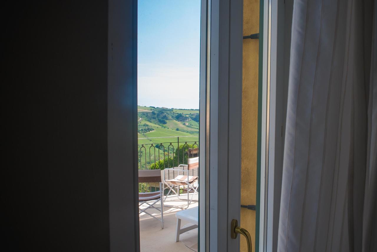B&B Palazzo Mestichelli Boutique Palace Monteprandone Ngoại thất bức ảnh